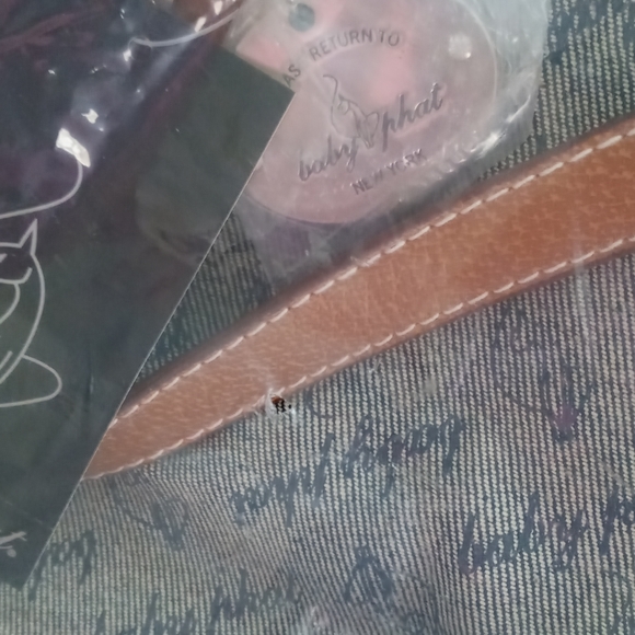 Baby Phat large shoulder bag. - Picture 4 of 8